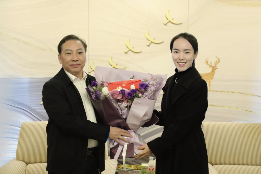 湖南省委组织部副部长陈潇一行莅临苏科智能走访慰问